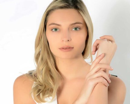 Lentille Bella Natural Green Contact Lenses